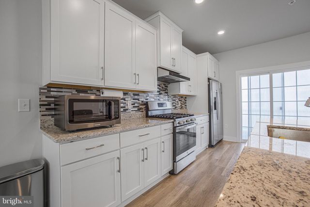 103 WATERSIDE MEWS, Bensalem, PA 19020