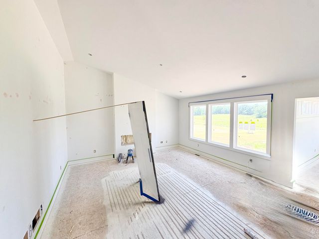 7093 Kettle Dale Avenue SE, Alto, MI 49302