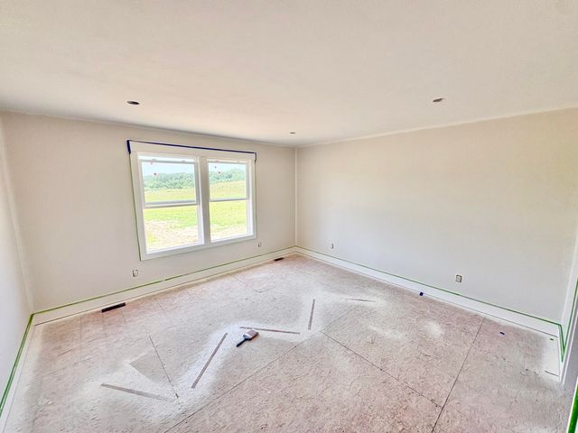 7093 Kettle Dale Avenue SE, Alto, MI 49302