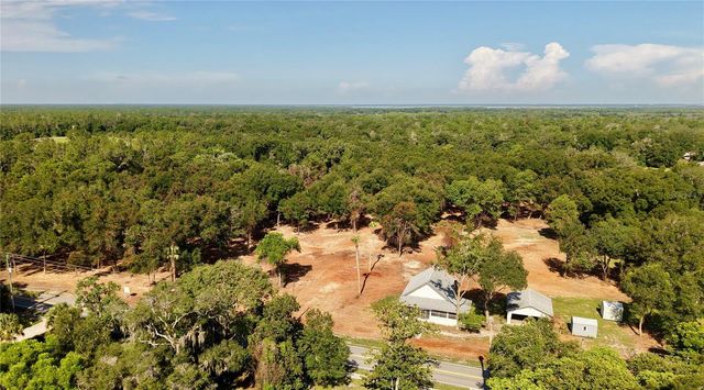 450 OLD GENEVA ROAD, Geneva, FL 32732