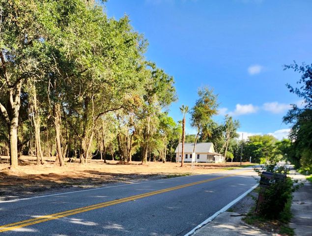 450 OLD GENEVA ROAD, Geneva, FL 32732