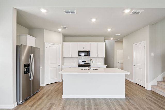 1379 Los Olmos Lane, Crandall, TX 75114