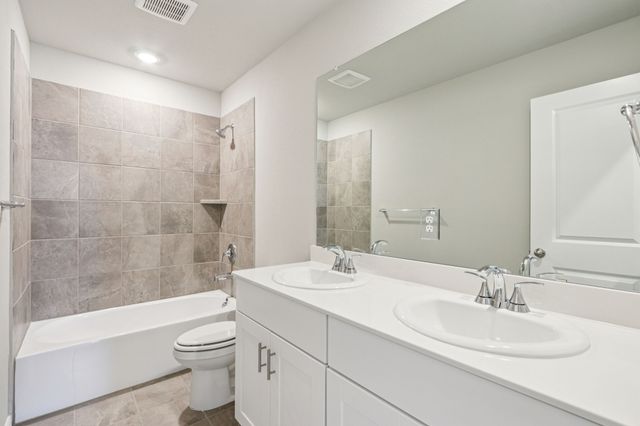 1379 Los Olmos Lane, Crandall, TX 75114