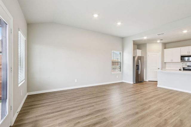 1379 Los Olmos Lane, Crandall, TX 75114