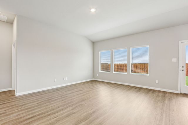 1379 Los Olmos Lane, Crandall, TX 75114