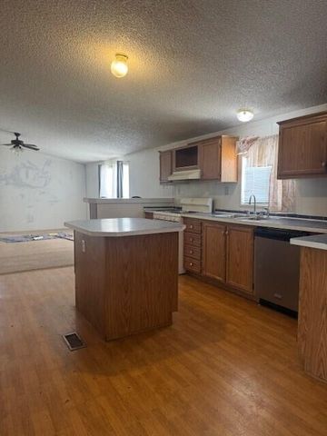 1212 Avenida de Pajarito, Socorro, NM 87801