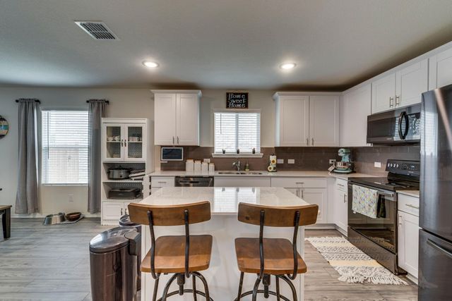 4432 Sagecroft Road, Fort Worth, TX 76036