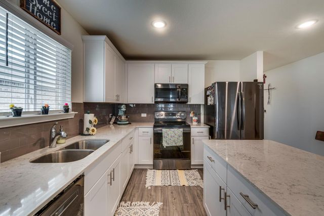 4432 Sagecroft Road, Fort Worth, TX 76036
