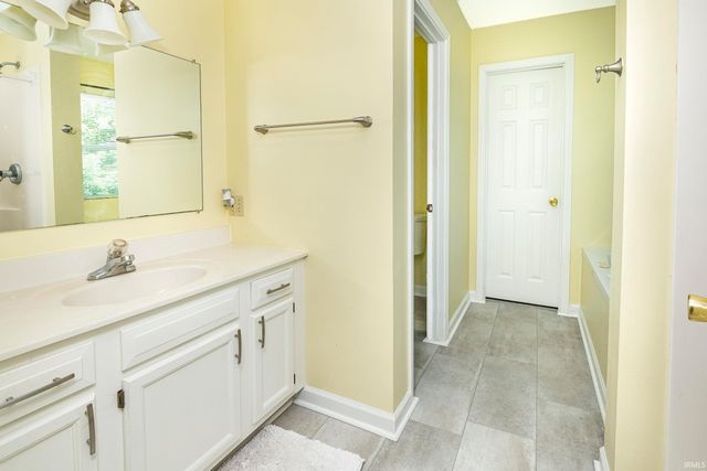 1005 E Erin Court, Bloomington, IN 47401