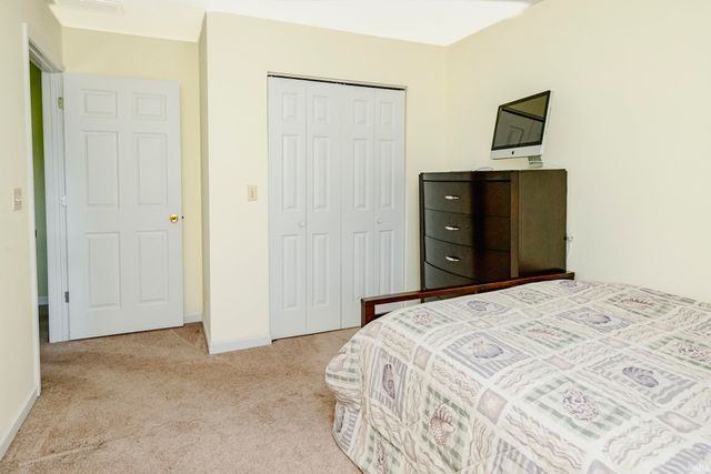 1005 E Erin Court, Bloomington, IN 47401