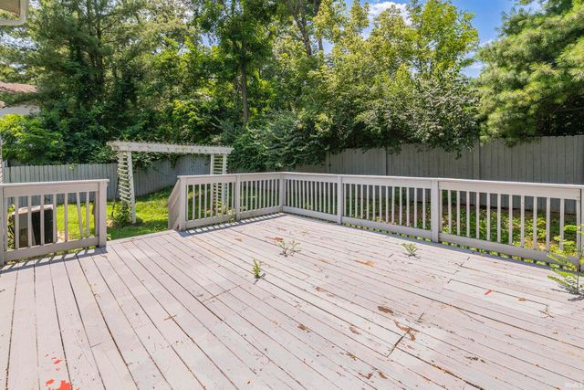 1005 E Erin Court, Bloomington, IN 47401