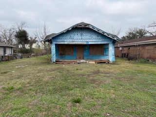 5011 Reed Road, Houston, TX 77033