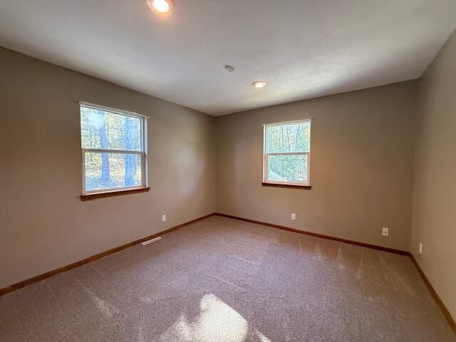 3461 S 90th Road, Flemington, MO 65650