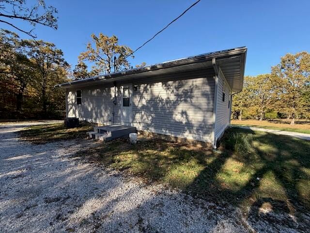 3461 S 90th Road, Flemington, MO 65650
