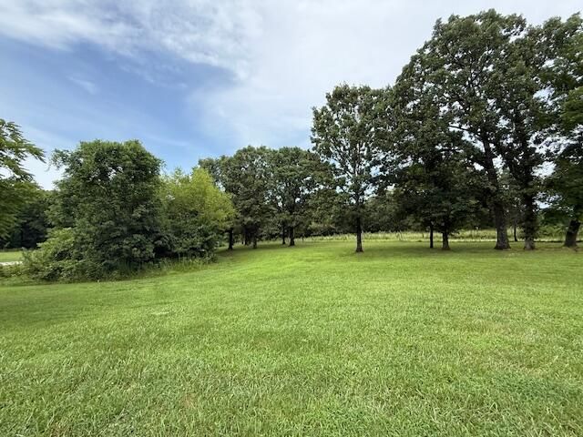 3461 S 90th Road, Flemington, MO 65650