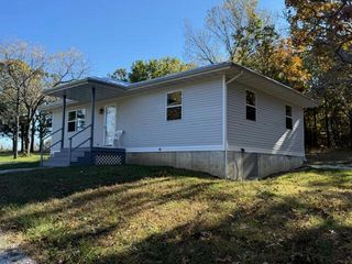 3461 S 90th Road, Flemington, MO 65650