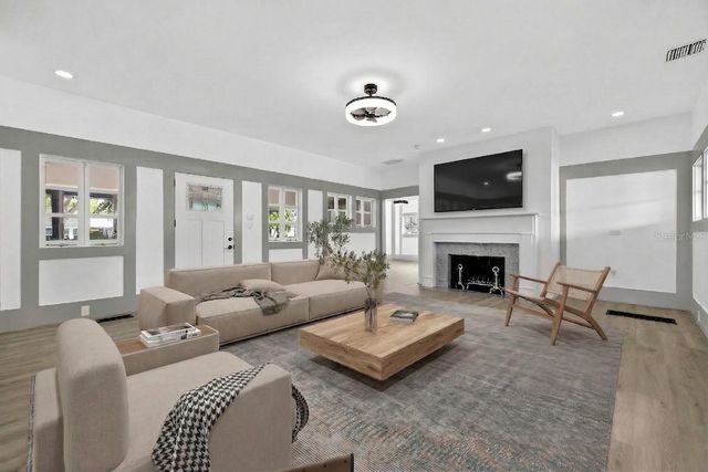 1330 CHERRY STREET NE, St Petersburg, FL 33701