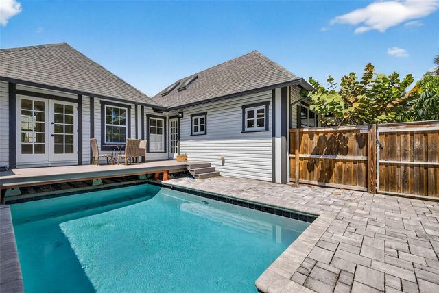 1330 CHERRY STREET NE, St Petersburg, FL 33701