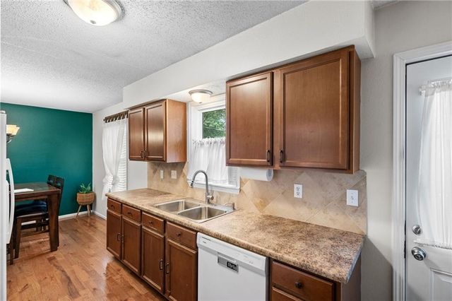 707 Ann Avenue, Harrisonville, MO 64701