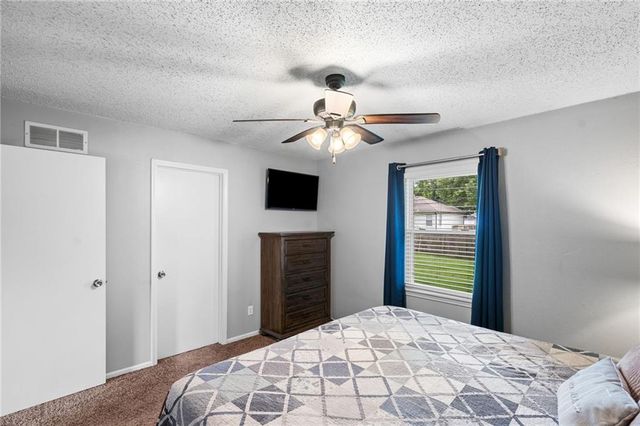 707 Ann Avenue, Harrisonville, MO 64701