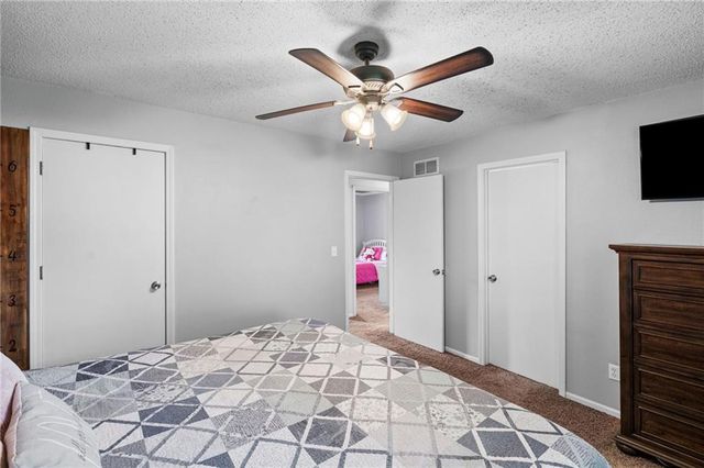 707 Ann Avenue, Harrisonville, MO 64701