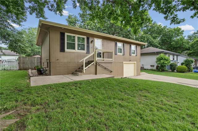 707 Ann Avenue, Harrisonville, MO 64701
