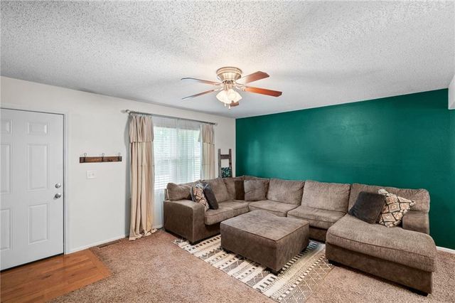 707 Ann Avenue, Harrisonville, MO 64701
