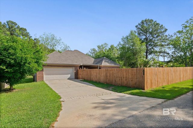 10452 Gayfer Road Ext, Fairhope, AL 36532