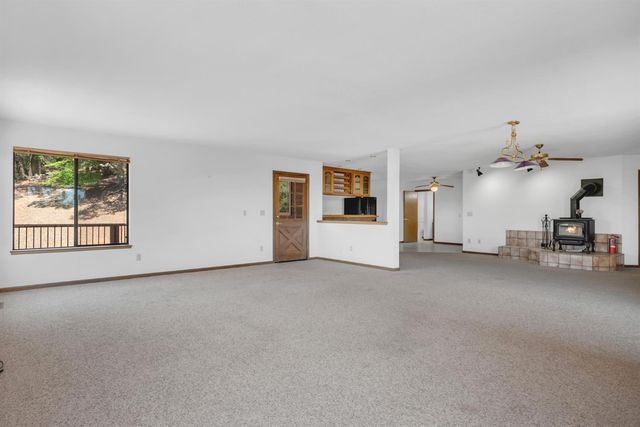 6287 Oak Hill Rd, Placerville, CA 95667