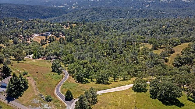 6287 Oak Hill Rd, Placerville, CA 95667
