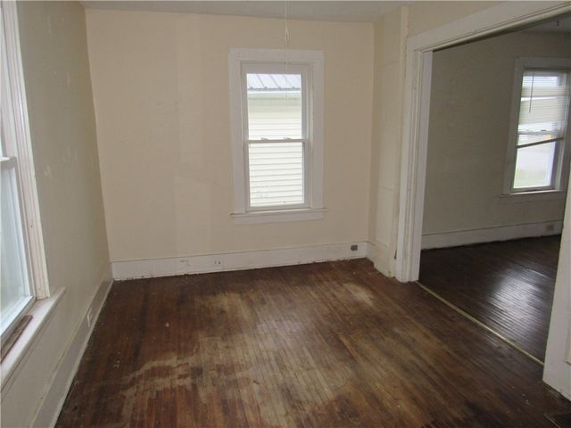 47 Montezuma Street, Lyons, NY 14489