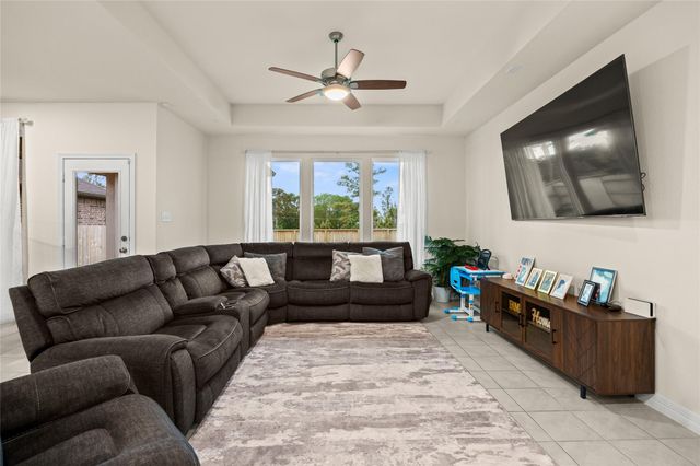 2873 Terrace Grove Drive, Conroe, TX 77304