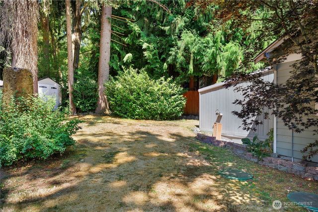 7813 Pamela Court SE, Lacey, WA 98503