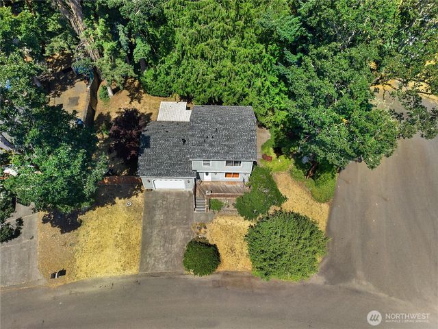 7813 Pamela Court SE, Lacey, WA 98503