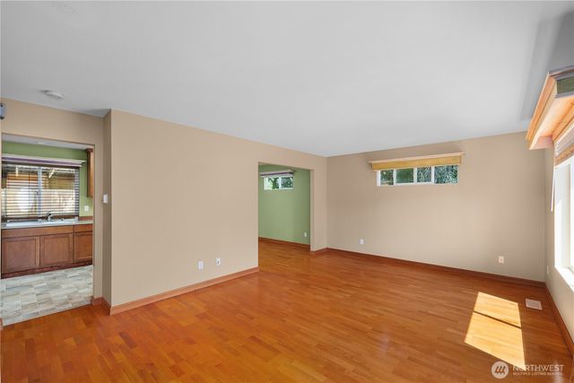 7813 Pamela Court SE, Lacey, WA 98503