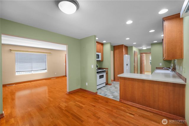 7813 Pamela Court SE, Lacey, WA 98503