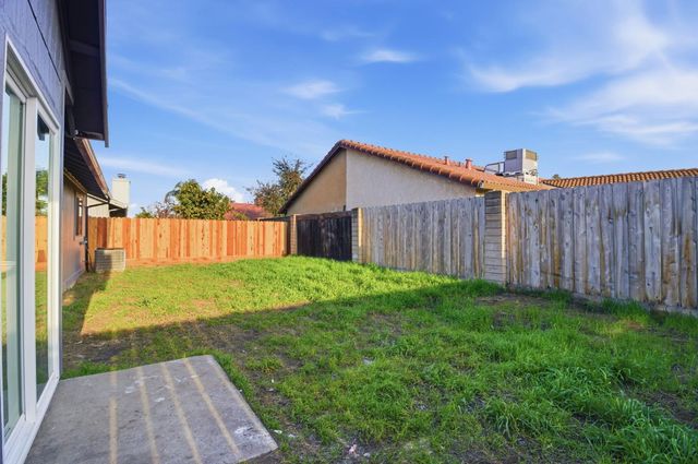 2104 Olive Branch Dr, Modesto, CA 95351