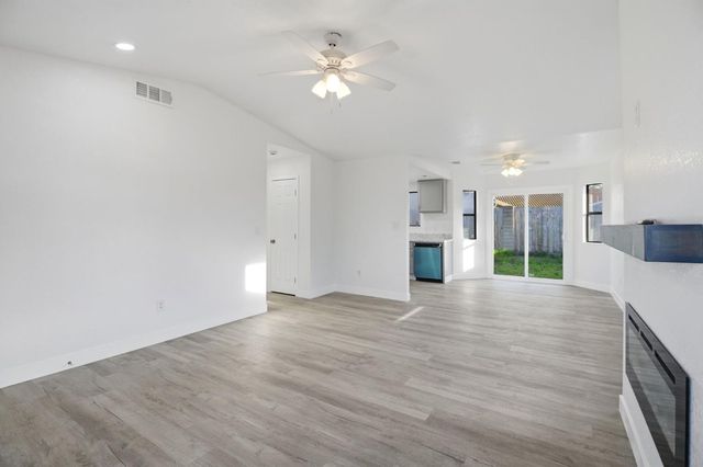 2104 Olive Branch Dr, Modesto, CA 95351