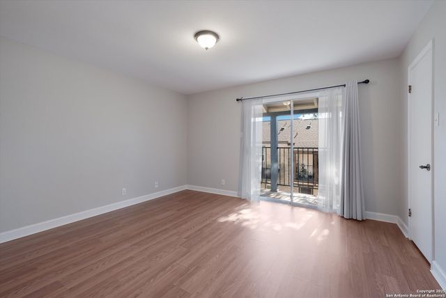 11303 Vance Jackson Rd Apt H3, San Antonio, TX 78230