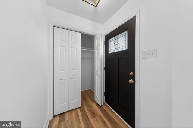 35 OLD MANOR RD, Newark, DE 19711