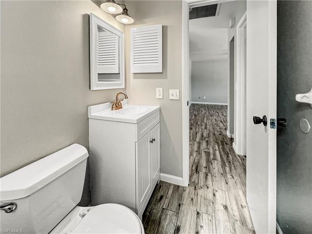 18660 Miami BLVD, Fort Myers, FL 33967