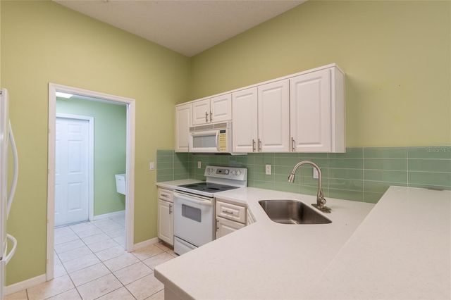 7541 MOORGATE COURT, New Port Richey, FL 34654