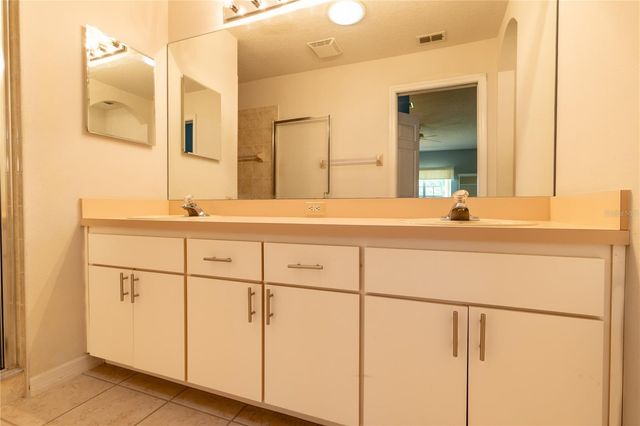 7541 MOORGATE COURT, New Port Richey, FL 34654