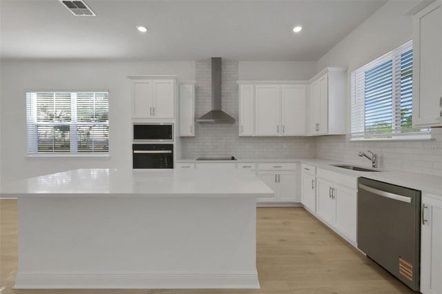 2900 VOYAGER AVENUE, St Cloud, FL 34771