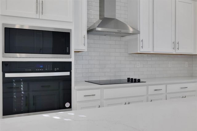 2900 VOYAGER AVENUE, St Cloud, FL 34771