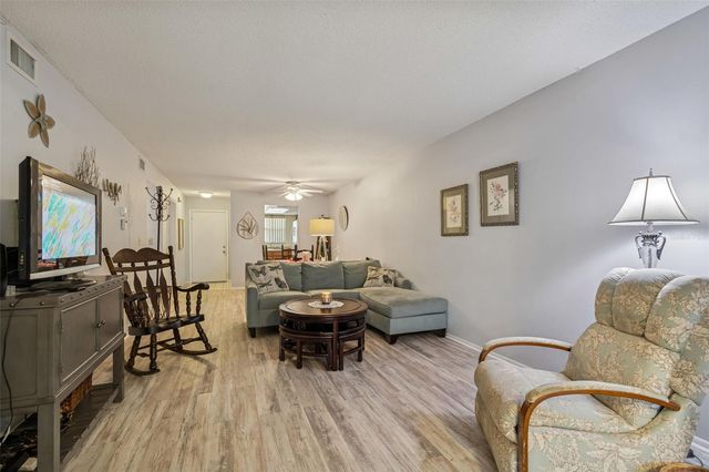 4056 PASSPORT LANE 102, New Port Richey, FL 34653