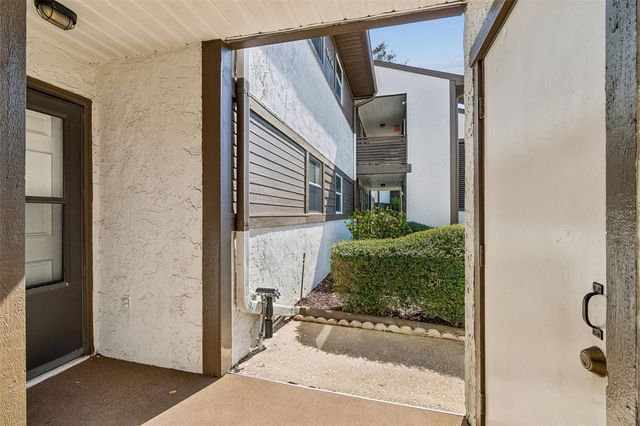 4056 PASSPORT LANE 102, New Port Richey, FL 34653