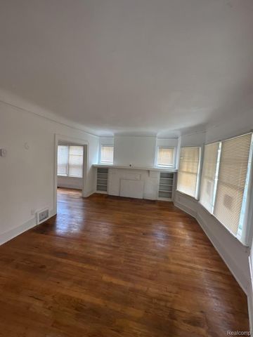 12290 Griggs Street, Detroit, MI 48204