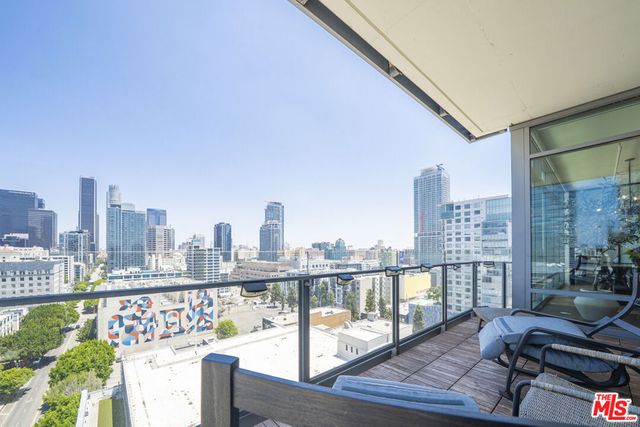 1100 S HOPE Street 1516, Los Angeles, CA 90015