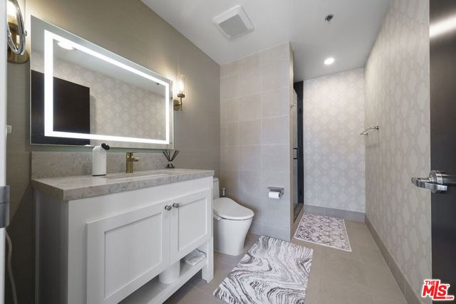 1100 S HOPE Street 1516, Los Angeles, CA 90015